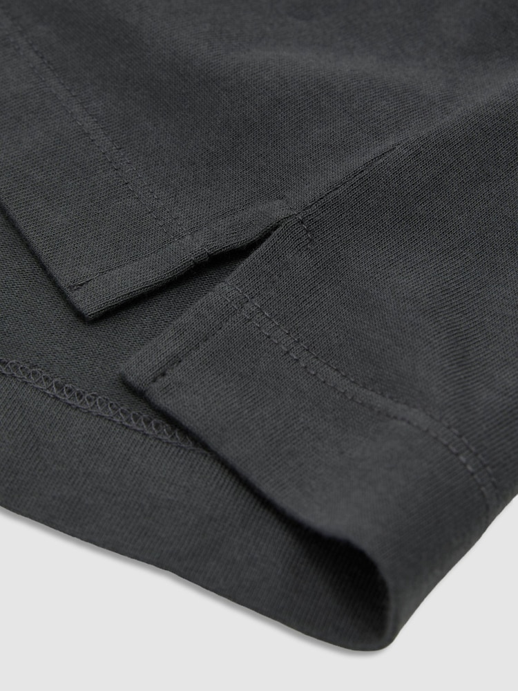 Reiss Washed Black Malibu Cotton V-Neck Relaxed-Fit T-Shirt - Image 6 of 6 Reiss Washed Black Malibu Cotton V-Neck Relaxed-Fit T-Shirt - Image 6 of 6