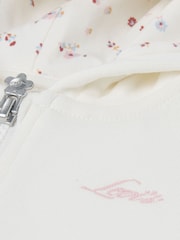 طقم من 3 قطع مكوّن من بودي سوت وهودي وبنطلون رياضي من ®Levi's - صورة 3 من 5
