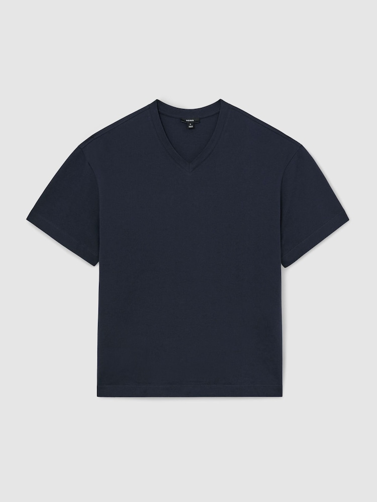 Reiss Navy Malibu Cotton V-Neck Relaxed-Fit T-Shirt - Image 2 of 6 Reiss Navy Malibu Cotton V-Neck Relaxed-Fit T-Shirt - Image 2 of 6