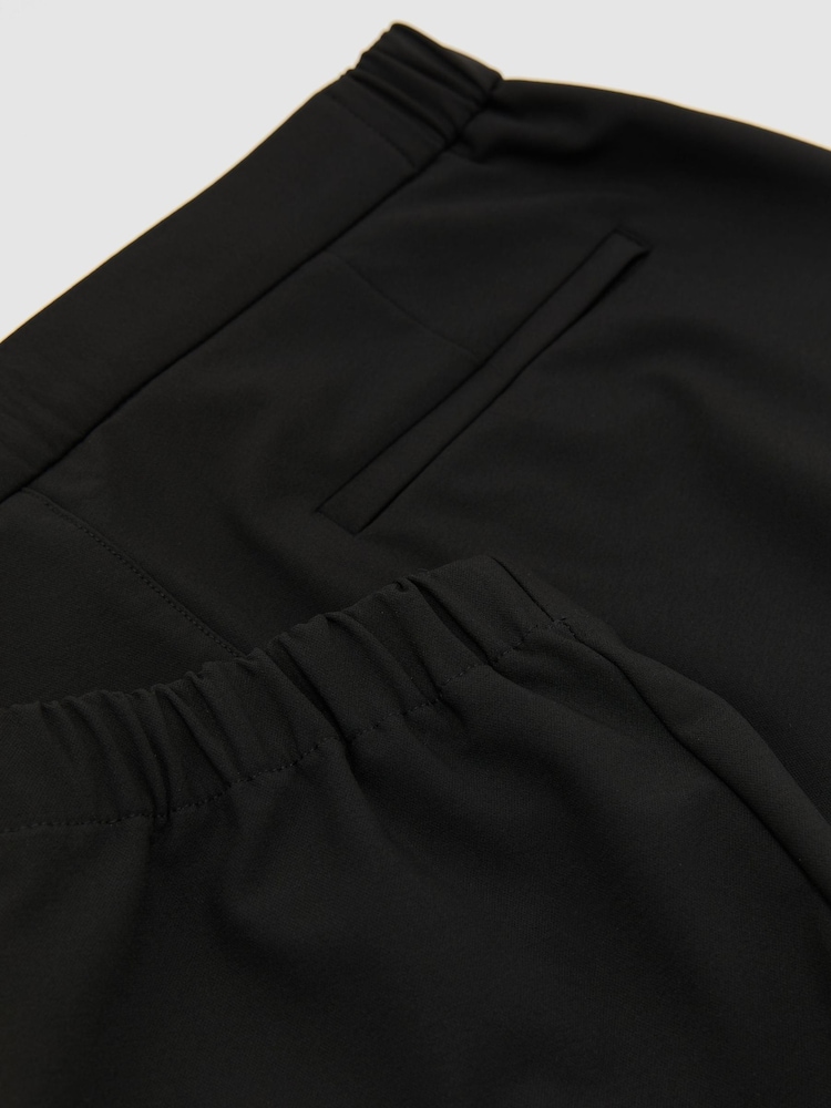 Reiss Black Divide Trousers Technical Stretch Tapered Trousers - Image 7 of 7 Reiss Black Divide Trousers Technical Stretch Tapered Trousers - Image 7 of 7