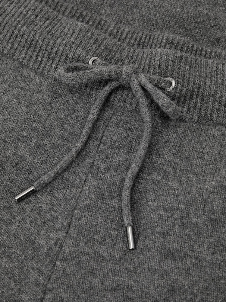 Reiss Mid Grey Melange Bryant 100% Cashmere Relaxed-Fit Joggers - Image 6 of 6 Reiss Mid Grey Melange Bryant 100% Cashmere Relaxed-Fit Joggers - Image 6 of 6