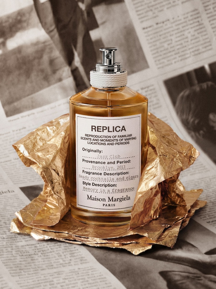 Maison Margiela Replica Jazz Club Eau de Toilette 30ml Gift Set - Image 2 of 4 Maison Margiela Replica Jazz Club Eau de Toilette 30ml Gift Set - Image 2 of 4