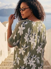 Roman Green Curve Floral Print Crochet Top - Image 3 of 4