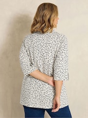 Evans Blue Pintuck Henley Top - Image 3 of 6
