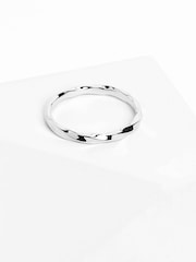 Sterling Silver Twist Ring - Image 3 of 3