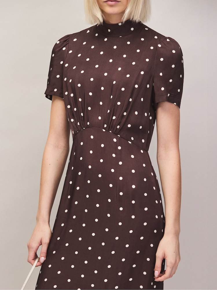 Ro&Zo Brown Petite Polka Dot Puff Sleeve Dress - Image 2 of 6