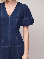 Ro&Zo Blue Denim Puff Sleeve Midi Dress - Image 4 of 7