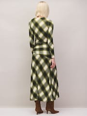 Ro&Zo Green Petite Check Tie Waist Waist Maxi Dress - Image 6 of 7