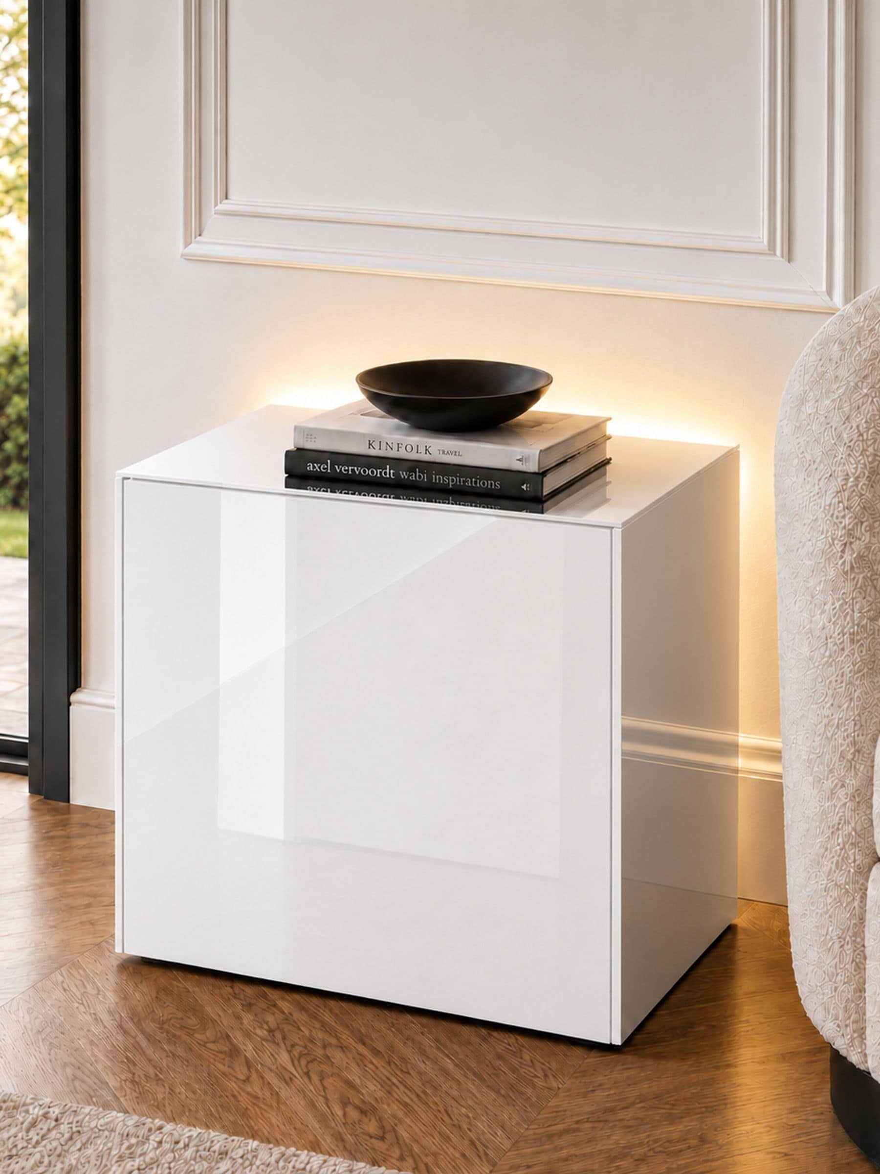 Frank Olsen Unisex White Smart Led Side Table - Image 1
