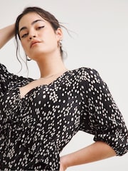 Simply Be Black Spot plisse Culotte Jumpsuit - Image 4 of 4