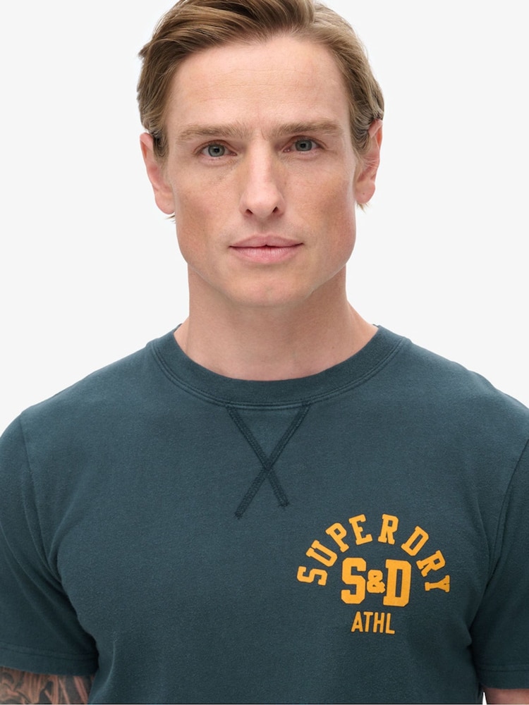 Camiseta gráfica Superdry Track & Field - Imagem 4 de 4