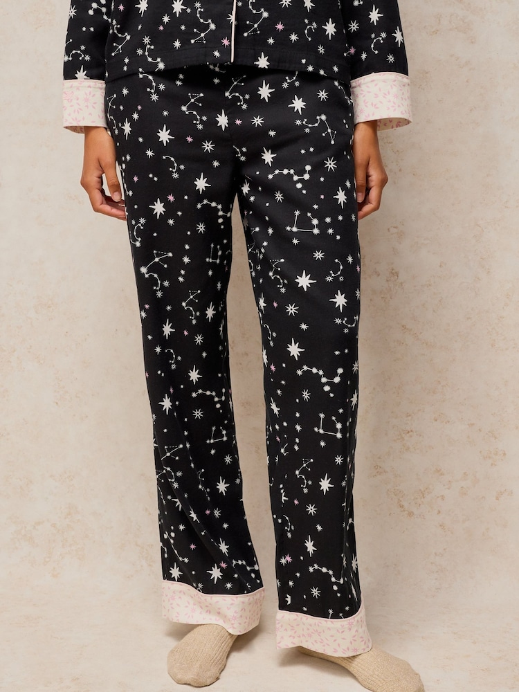 أسود كروم - White Stuff Nina PJ Bottoms - Image 1 of 6 أسود كروم - White Stuff Nina PJ Bottoms - Image 1 of 6