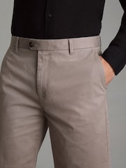 Marrón seta - Reiss Wicket Cotton Chino Shorts with Stretch - Imagen 4 de 6