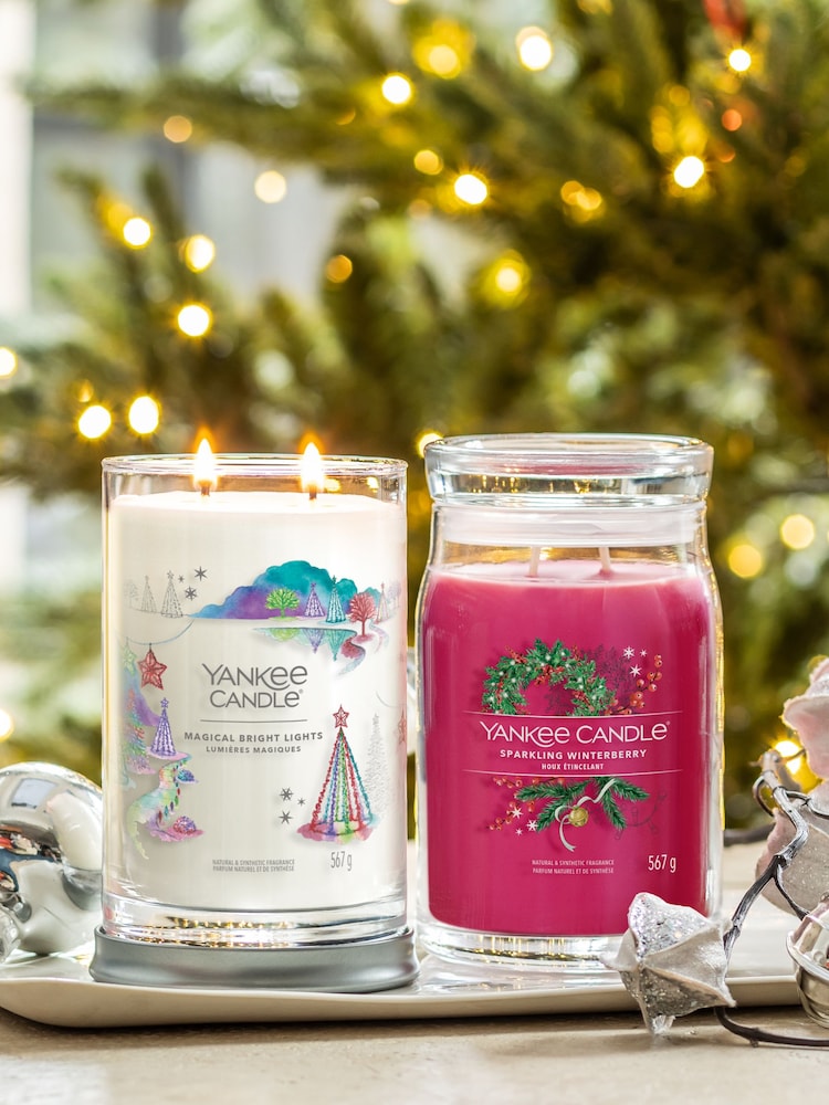 Yankee Candle Red Signature Large Jar Sparkling Winterberry Scented Candle - Image 3 of 3