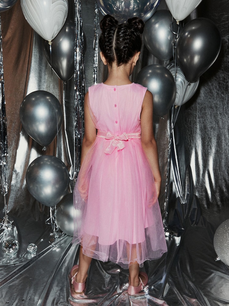 Blassrosa - Partykleid aus Netzstoff mit Bindeband am Rücken (3–16 J.) - Bild 2 von 13 Blassrosa - Partykleid aus Netzstoff mit Bindeband am Rücken (3–16 J.) - Bild 2 von 13