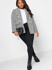 Yours Curve Black Boucle Blazer - Image 4 of 5