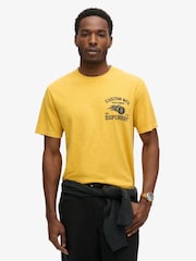 Gelb - Superdry Lo-Fi lockeres T-Shirt mit Biker-Grafik aus 100 % Baumwolle - Bild 1 von 5