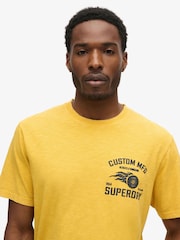 Gelb - Superdry Lo-Fi lockeres T-Shirt mit Biker-Grafik aus 100 % Baumwolle - Bild 3 von 5