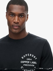 Schwarz - Superdry Copped-T-Shirt mit Grafik und Label an der Brust aus 100 % Baumwolle - Bild 3 von 5