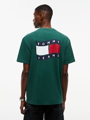 Tommy Jeans Green Wavy Flag Back Logo Relaxed T-Shirt - Image 2 of 4