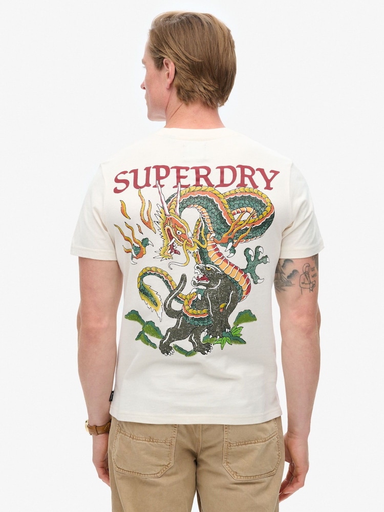Nude - Superdry – T-Shirt mit Tattoo-Grafik aus 100 % Baumwolle - Bild 2 von 7