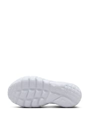 Nike Blue Flex Runner 2 Junior Trainers - Image 8 of 10