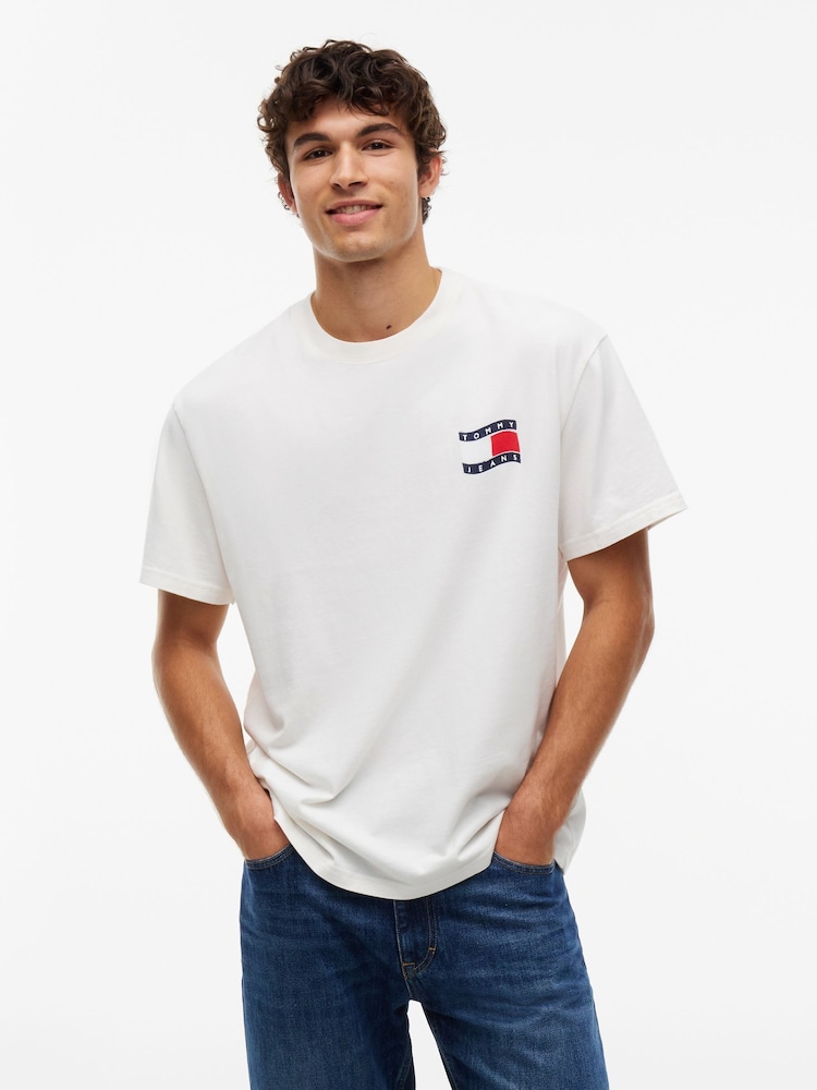 Tommy Jeans White Wavy Flag Back Logo Relaxed T-Shirt - Image 1 of 5