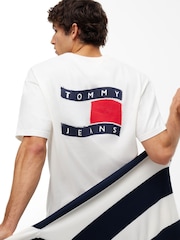 Tommy Jeans White Wavy Flag Back Logo Relaxed T-Shirt - Image 4 of 5
