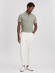 Dunkles Salbeigrün - Reiss Puro Stückgefärbtes Polo-Shirt aus Baumwolle - Bild 3 von 6