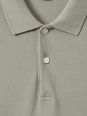 Dunkles Salbeigrün - Reiss Puro Stückgefärbtes Polo-Shirt aus Baumwolle - Bild 6 von 6