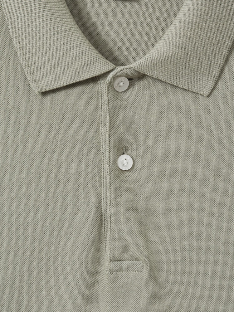Dunkles Salbeigrün - Reiss Puro Stückgefärbtes Polo-Shirt aus Baumwolle - Bild 6 von 6