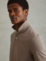 Reiss Dark Taupe Peters Slim Fit Garment Dyed Embroidered Polo Shirt - Image 4 of 6