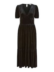 Yumi Black Velvet Midi Dress - Image 5 of 5