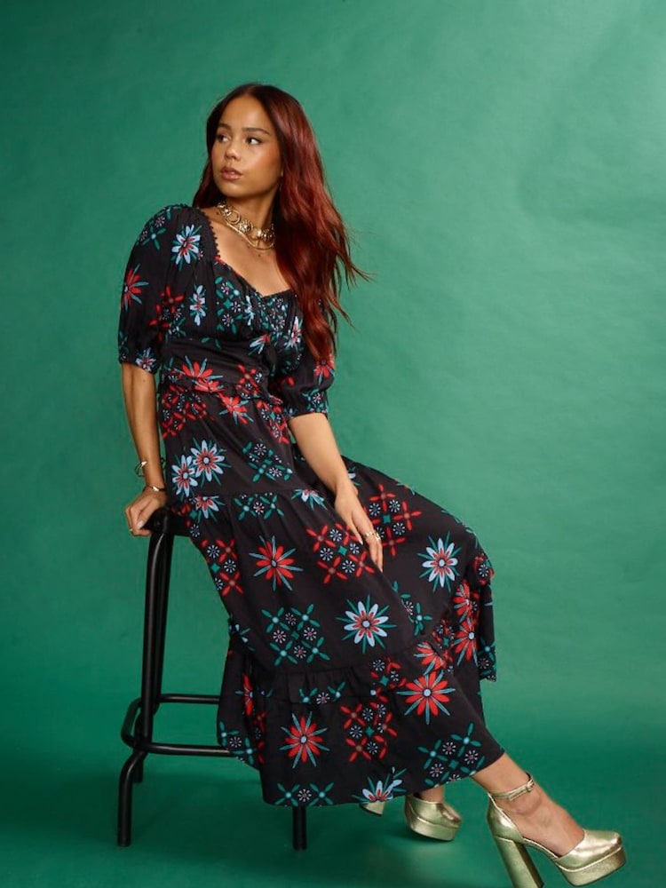 Another Sunday Milkmaid Midi Dress With Lace Trim Detail In Black Geo Print - Image 2 of 6