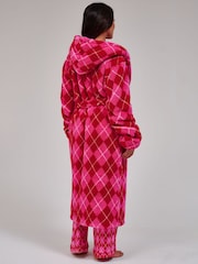 Loungeable Pink Argyle Cosy Borg Fleece Hooded Dressing Gown - Image 2 of 6
