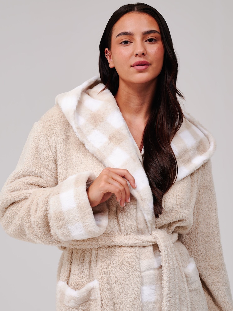 Loungeable Cream Gingham Trim Luxury Fleece Midi Hooded Dressing Gown - Image 6 of 6 Loungeable Cream Gingham Trim Luxury Fleece Midi Hooded Dressing Gown - Image 6 of 6