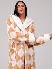 Loungeable Cream Argyle Cosy Borg Fleece Hooded Dressing Gown - Image 5 of 6