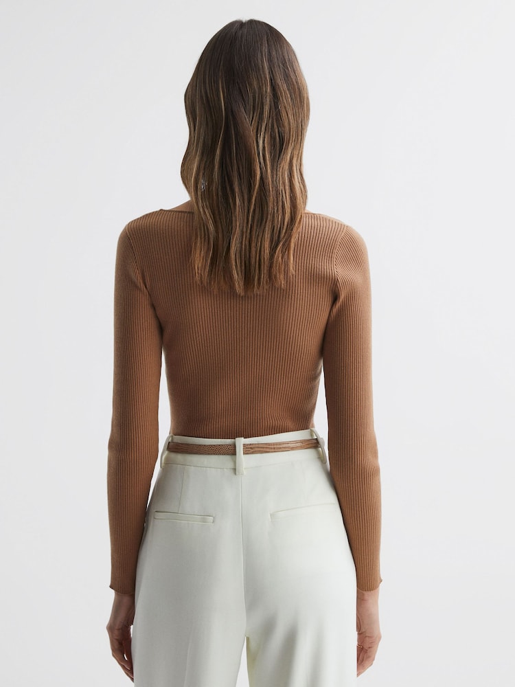 Reiss Camel Sasha Fitted Ribbed Asymmetric Neck T-Shirt - Image 4 of 4