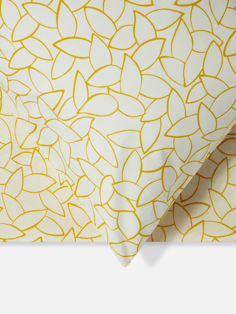 Jasper Conran London Yellow Mini Leaves Bamboo 200 TC Percale 100% Cotton Pillowcases Pair - Image 4 of 4
