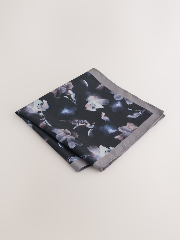 Black Tie Pocket and Square Set - Image 4 of 4 Black Tie Pocket and Square Set - Image 4 of 4