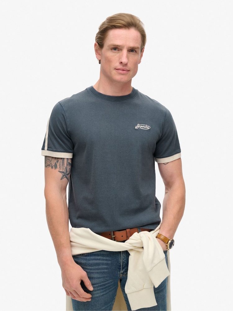 Marineblau - Superdry – Essential – Retro-T-Shirt mit Logo aus 100 % Baumwolle - Bild 1 von 6