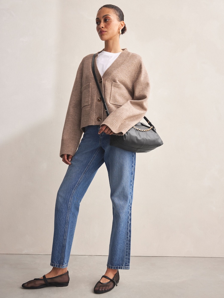 Schwarz - Plissierte Leder-Clutch mit Kette - Bild 1 von 8 Schwarz - Plissierte Leder-Clutch mit Kette - Bild 1 von 8