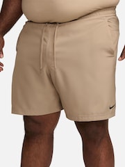 Nike Khaki/Green Dri-FIT Form 7 inch Unlined Training Shorts - Image 2 of 7