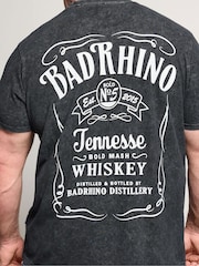 Melns - Garš - BadRhino Big & Tall Whiskey Rodeo T-krekls ar grafisko uzrakstu - Attēls 4 no 7