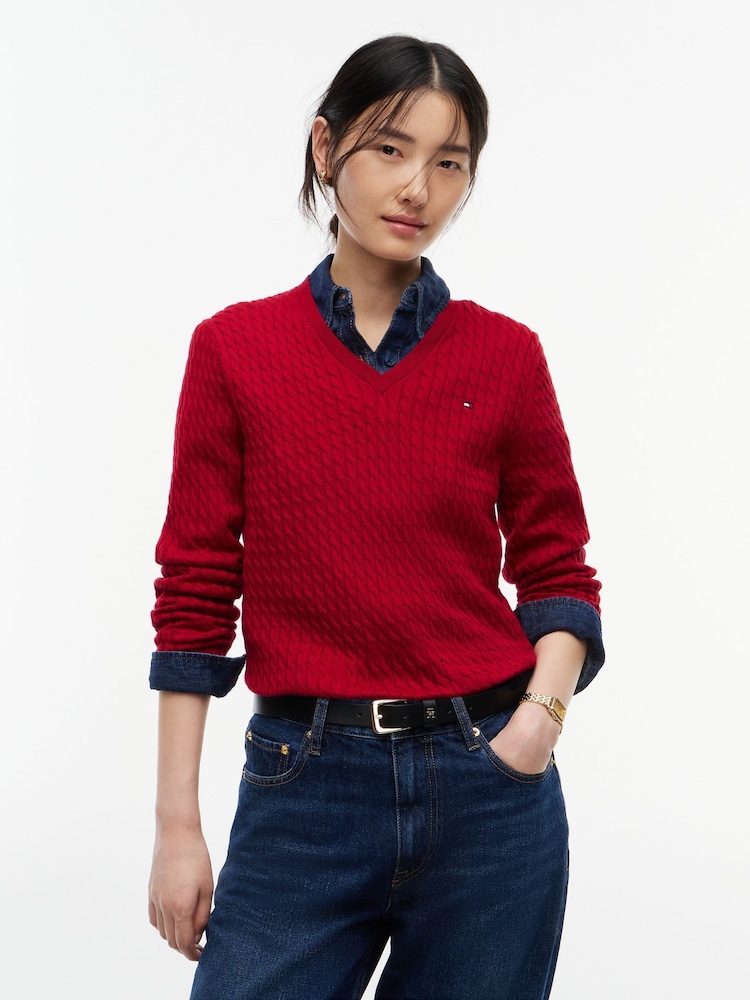 Қызыл - Tommy Hilfiger жіңішке калибрлі кабельді тоқылған V мойын жемпірі - 5суретінің 1 суреті