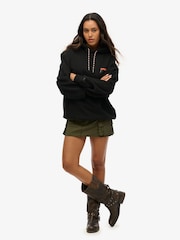 Negro - Sudadera con capucha holgada con logo deportivo Utility de Superdry - Imagen 2 de 4