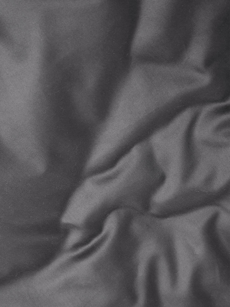 Set of 2 Charcoal Grey 400 Thread Count 100% Egyptian Cotton Pillowcases - Image 4 of 4 Set of 2 Charcoal Grey 400 Thread Count 100% Egyptian Cotton Pillowcases - Image 4 of 4