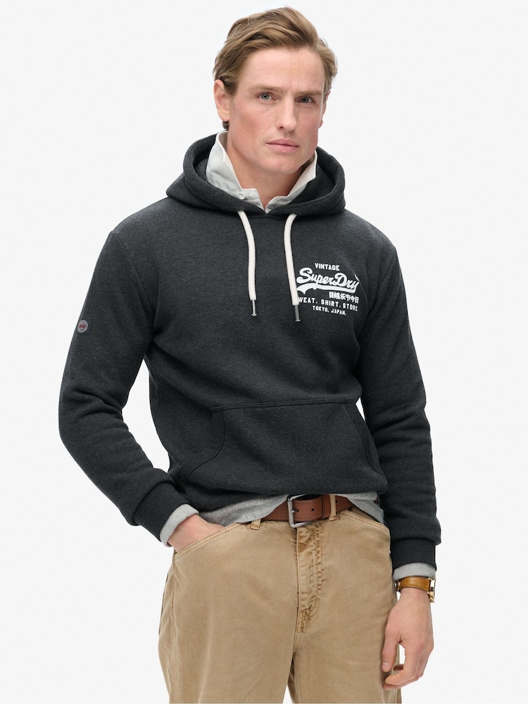 Phantom Black marga - Sudadera clásica con capucha y diseño gráfico de estilo vintage de Superdry - Imagen 1 de 4 Phantom Black marga - Sudadera clásica con capucha y diseño gráfico de estilo vintage de Superdry - Imagen 1 de 4