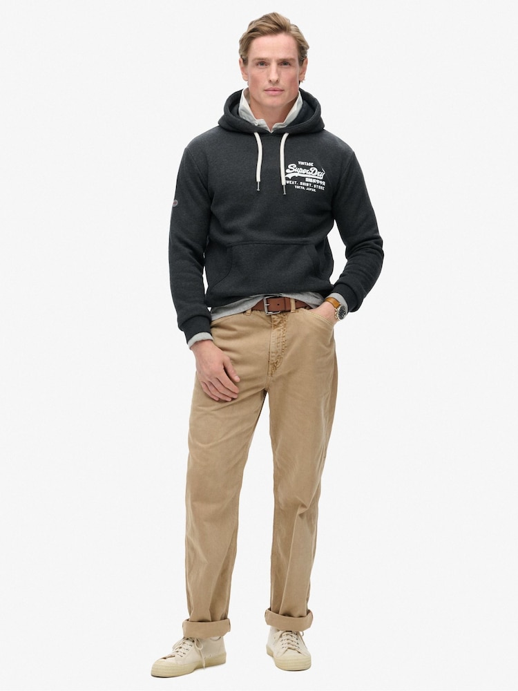 Phantom Black marga - Sudadera clásica con capucha y diseño gráfico de estilo vintage de Superdry - Imagen 2 de 4 Phantom Black marga - Sudadera clásica con capucha y diseño gráfico de estilo vintage de Superdry - Imagen 2 de 4