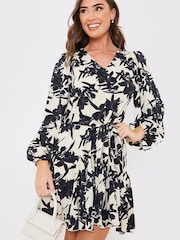 In The Style Grey Georgia Louise V Neck Balloon Sleeve Godet Mini Dress - Image 2 of 4